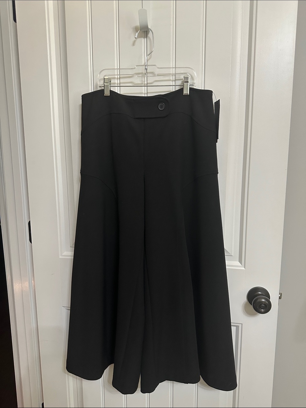 NWTs DEADSTOCK Vintage Thalian Xtract Black Gauchos Pants 8